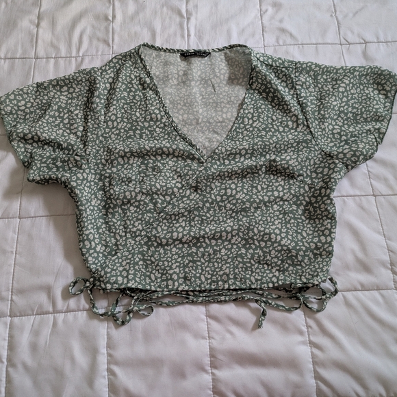 Green Polkadot Wrap Crop Top Shein Size L - Picture 5 of 5